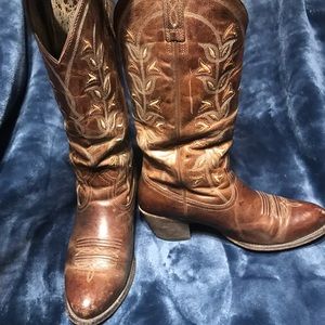 Distressed Ariat Women’s Boots